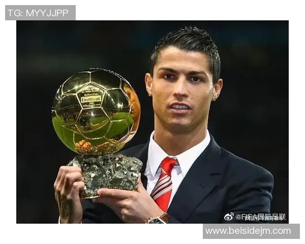 世界杯传奇球星C罗的辉煌足球生涯与成就解析
